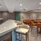 DoubleTree by Hilton Lansing - 兰辛