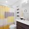 Make Lemonade in luxury w king bed and free parking plus 40 minutes to Nashville - Clarksville