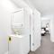 Make Lemonade in luxury w king bed and free parking plus 40 minutes to Nashville - Clarksville