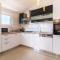 Apartments with a parking space Solin, Split - 22461 - Salona