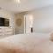 412 OC - 5BR Home Bliss: Private Pool - Sleeps 12 - Kissimmee