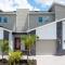 1133 DL - Chic pet-friendly 3BR Townhome: 8 Guests