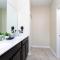 1133 DL - Chic pet-friendly 3BR Townhome: 8 Guests
