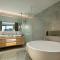 Hilton Garden Inn Sanya