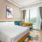 Hilton Garden Inn Shenzhen Airport,Enjoy 24-hour one way free delivery from hotel to Shenzhen Baoan Airport on the hour