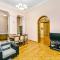 Apartment AzNeft Lux - Baku