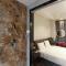 Lakhey Hotel