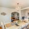 Columbia Cottage with Patio 1 Mi to Downtown!