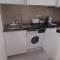 Small Sunny park view apartment - Praga