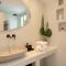 Sugarwhite Suites with Private not Heated Pool - 安坡里奥圣托里尼