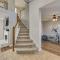 Luxury 5 BR Jacuzzi Gym Near Lake for large Fam