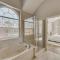 Luxury 5 BR Jacuzzi Gym Near Lake for large Fam - Rowlett Luxury 5 BR Jacuzzi Gym Near Lake for large Fam - Rowlett