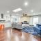 Fantastic Luxury 5 BR with Hot-tub close to Downtown Dallas