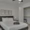 Amazing Haven Home with PRIVATE POOL - 大草原城
