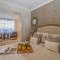 Large villa sleeping 8 under 5 minute walk to beach