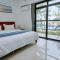 Ocean Breeze Apartment Hotel