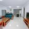Ocean Breeze Apartment Hotel