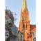 Bild CATHEDRAL WHISPERS Modern retreat