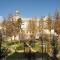 Quiet studio with terrace view - Bucarest