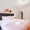 Luxury Three Bedrooms Flat, Coulsdon CR5 - Coulsdon