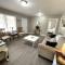 Stay @ The Birchwood/Remodeled & 15 min to DT - Birmingham