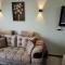 Charming Seaview Condo in Gleem G10 - Alexandria