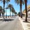 Charming Three Bedrooms Apartment With Seaview