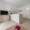 Near Zadar city center apartment with free parking and air condition in each room - Zadar