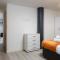 One-Bedroom Apartment in Conditioning House