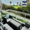Appartement de luxe en bord de mer avec piscine