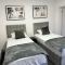 Stunning 3 BED 2BATH house w/parking