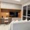 Loft alto padrão, último andar Uptown c/ garagem - 阿拉萨图巴