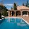 The Bamboos - private heated swimming pool