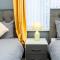 2ndHomeStays-Dudley-Suitable for Contractors and Families, Parking available for 3 Vans, Sleeps 12