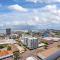 18th Floor Seaview Executive Style King Bed with Pool and Gym