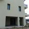 Violeta Apartments
