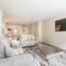 Luxury Apartment WeHo Boys Town med