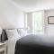 Luxury Apartment WeHo Boys Town med