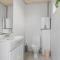 2 Bedroom Beach Front Home In Otterup