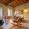 Campo De Fiori Stylish Apartment