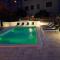 Big swimming pool Moonvidal residence