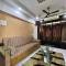 Modern 2bhk in main Lokhandwala WITH WI FI
