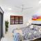 Unparalleled Upward Street Apartment-Close To City