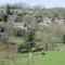 Green Valley, Cotswold stay with hamper - Челтнем