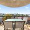 Spacious 3-Bed with Alfresco Dining by Amenities - سيدني