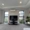 Luxury 4 Bedroom Family Retreat
