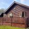 Maxs Woodland Lodge