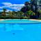 Chalet paisible à la plage, piscine et tennis