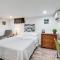 Updated Arlington Townhome about 5 Mi to National Mall