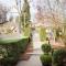 Modern 1 BedSuite in Kerrisdale, access UBC Downtown YVR - Vancouver